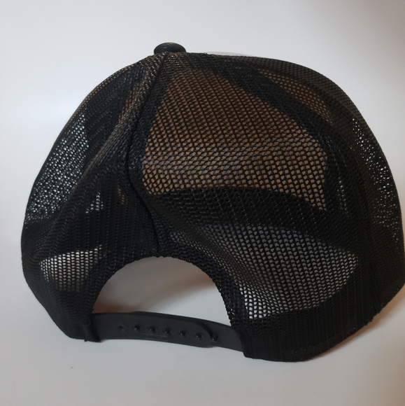 Vintage Retro 80s Black White Curling Club Snap Back Trucker Hat, Mesh Cap - Picture 5 of 9